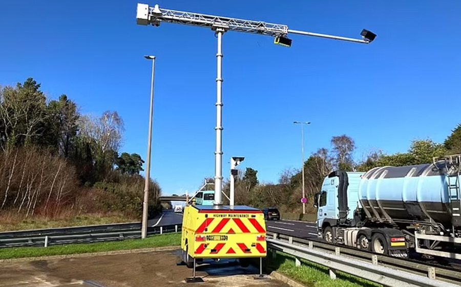 Aecom mobile AI speed camera 2.jpg